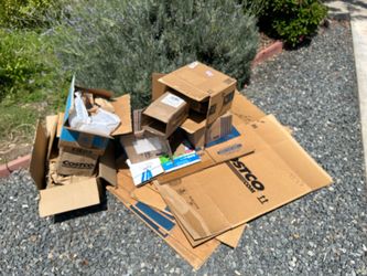 Free small, medium & large boxes with packing paper