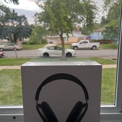 AirPod Maxes
