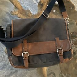 Fossil Graham canvas messenger bag