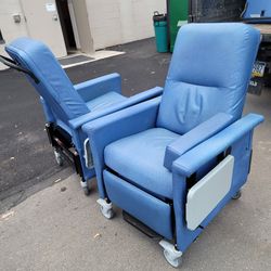 Awesome Shape Blue Recliner With Duel Side Tables Great Price!