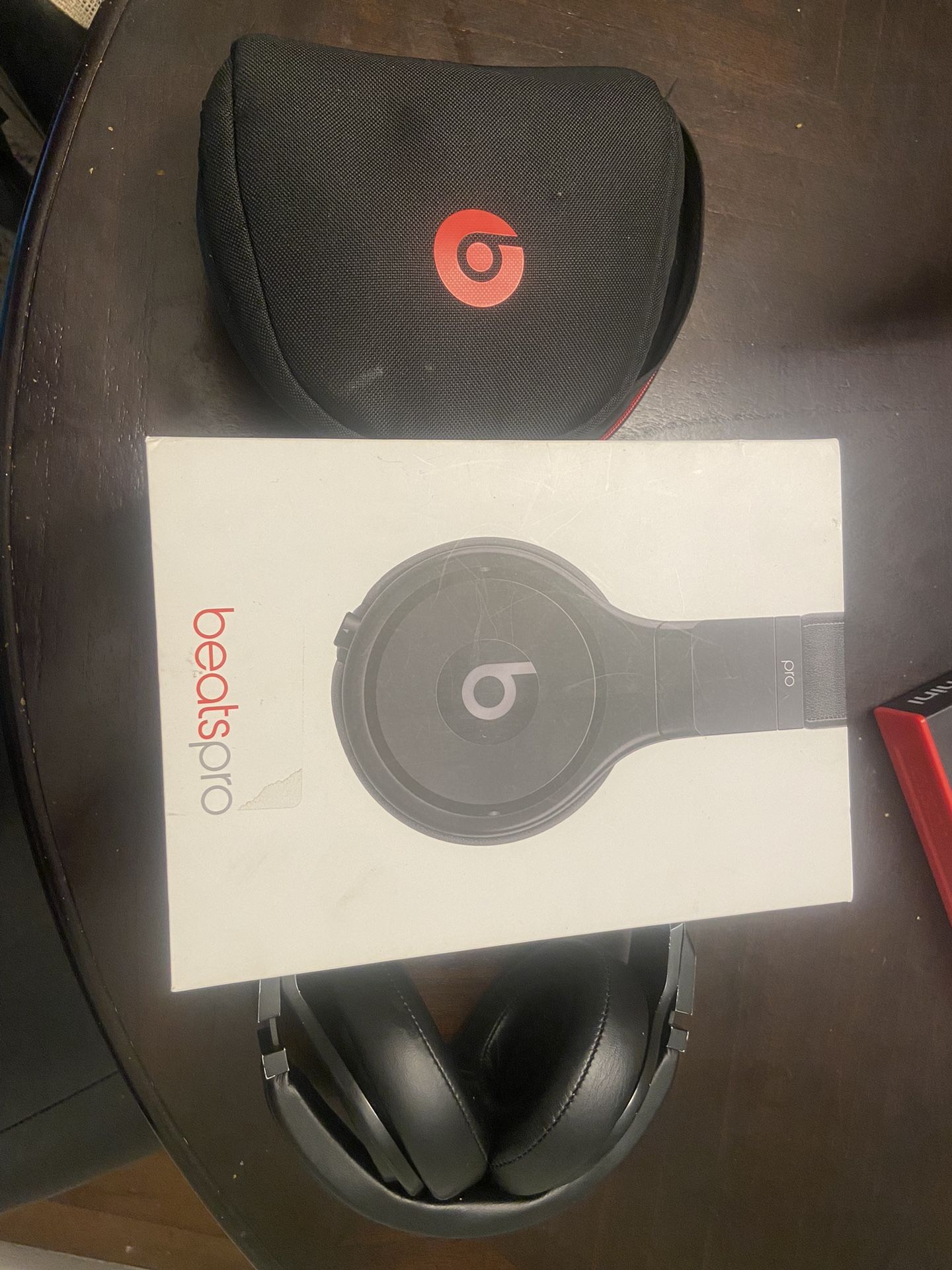 Beats Studio Pro