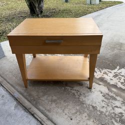 Italian Side Tables / Nightstands 