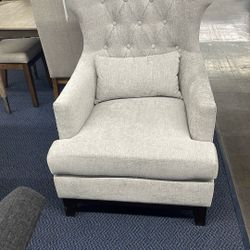 Accent Chair 
