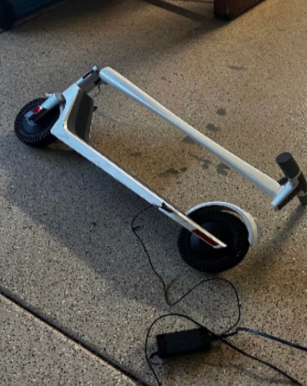 Unagi scooter