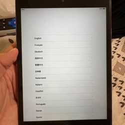 Apple iPad Mini . First Generation . $20 