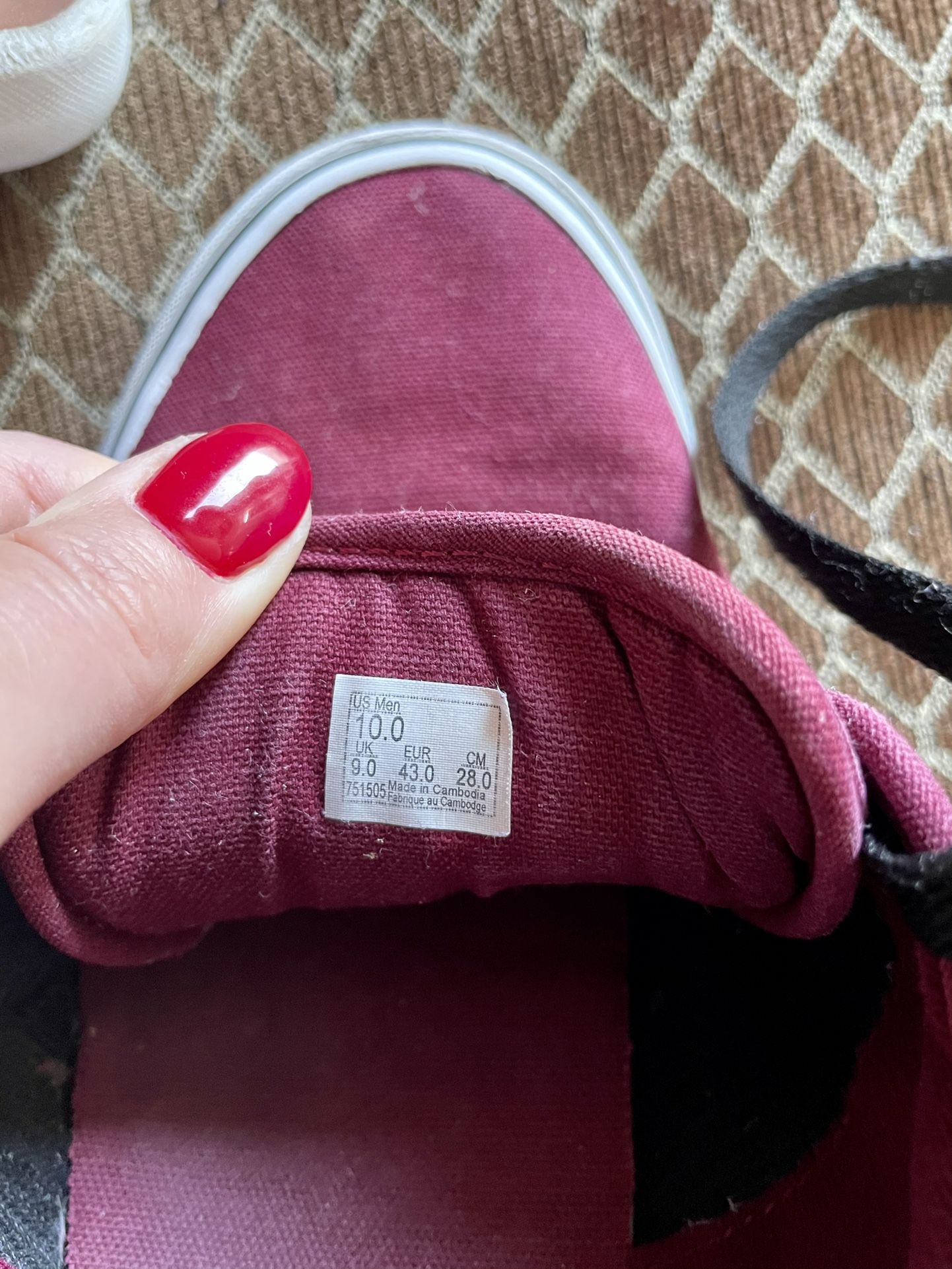 Vans Men Size 10 Burgundy/Red