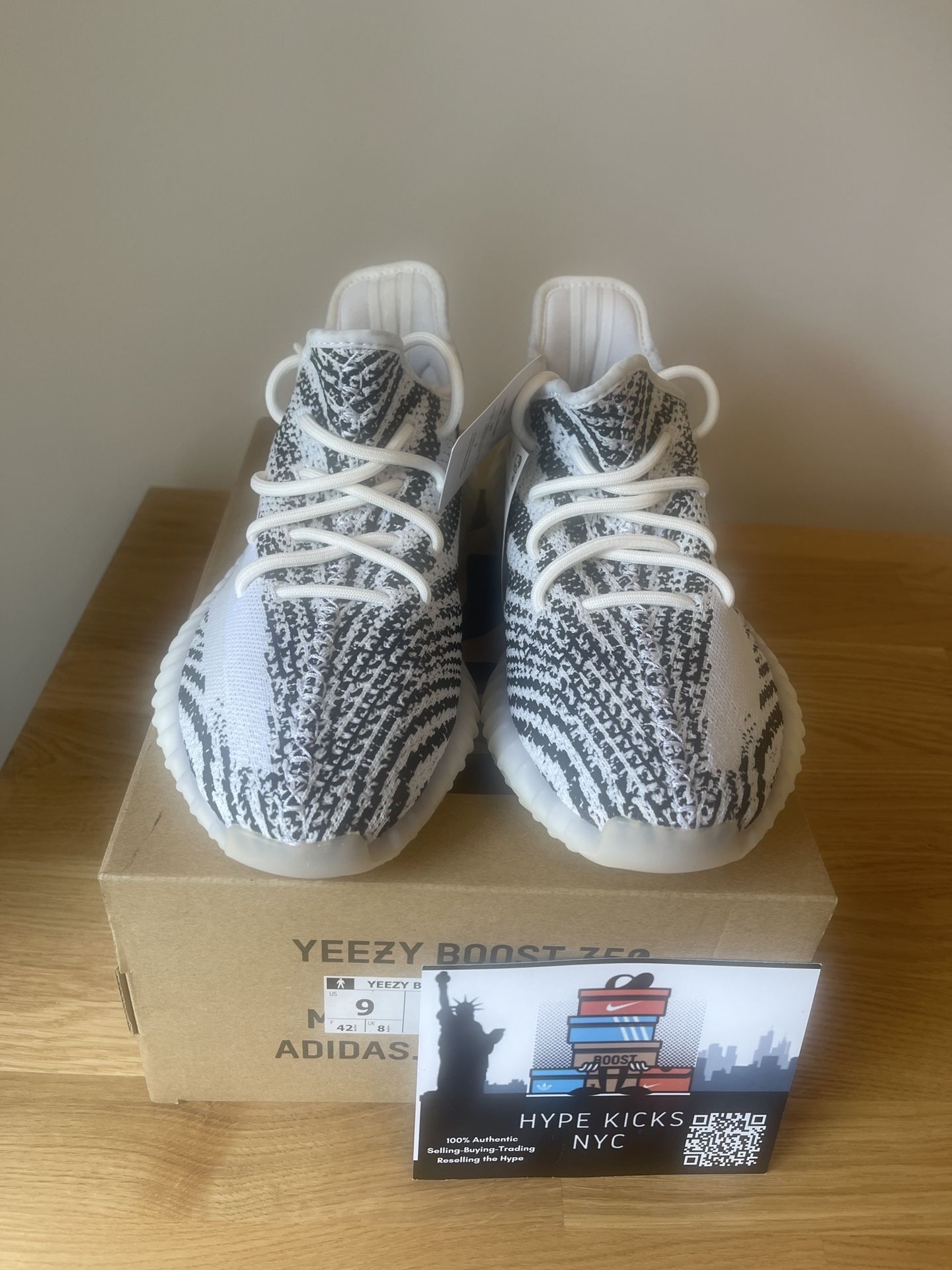 Yeezy Boost 350V2 Zebras Size 5, 6,