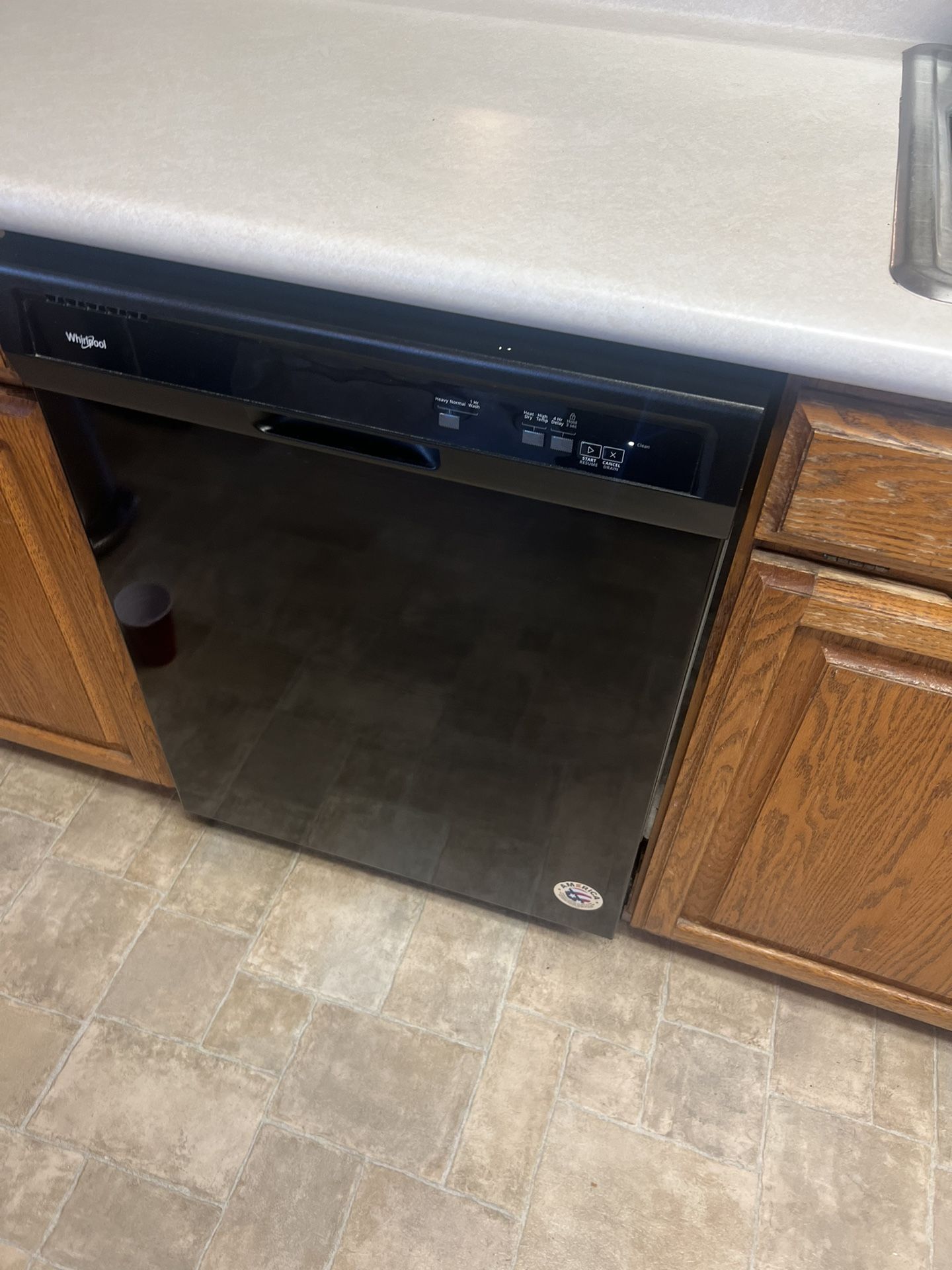 Whirlpool Dishwasher - Works Great