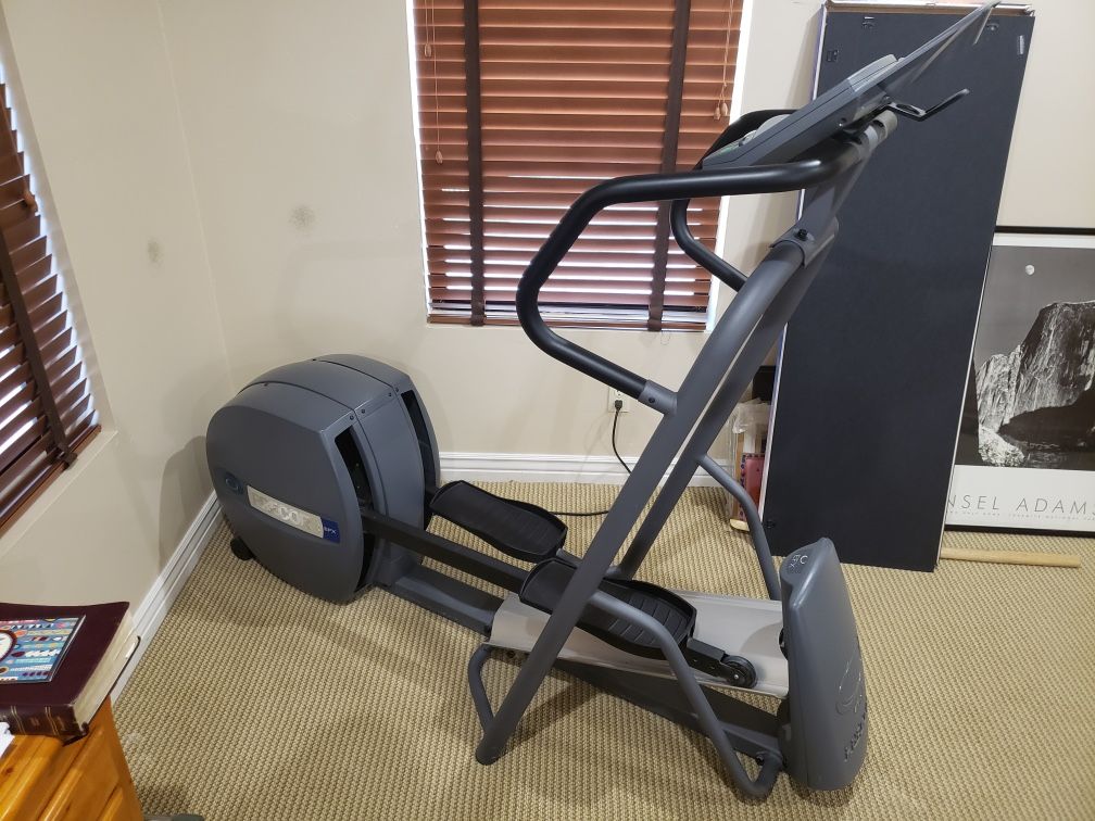 Elliptical machine. Precor