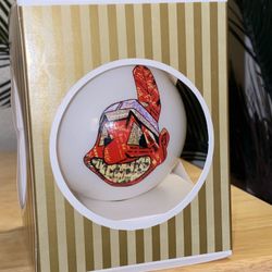 Papercutz Cleveland Indians MLB Chief Wahoo Round Glass Ornament Guardians