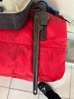 RIDGID Heavy Duty Pipe Wrench