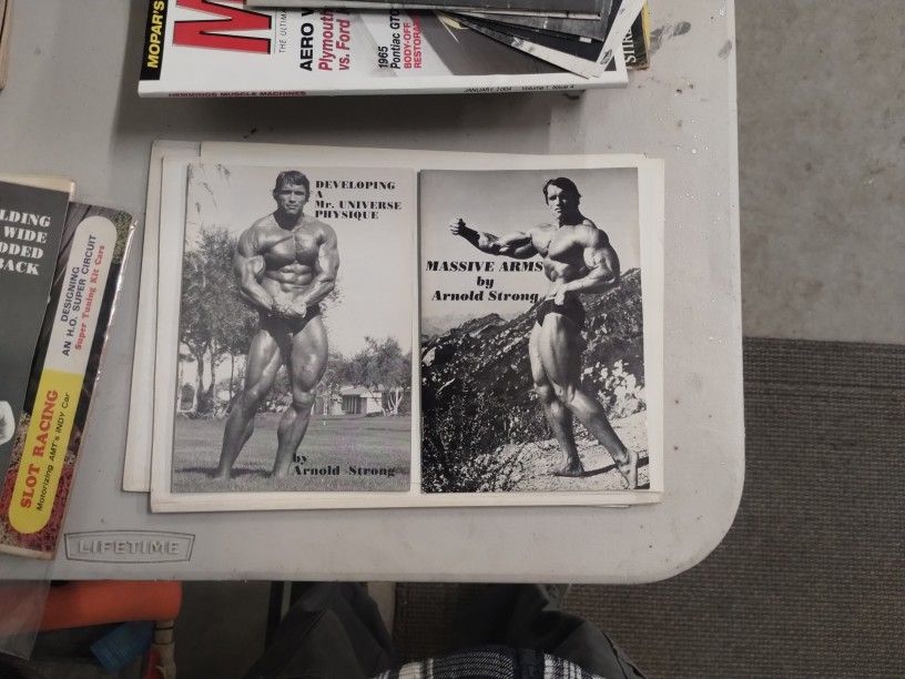 Arnold Strong Vintage Workout Booklets Collector's Item
