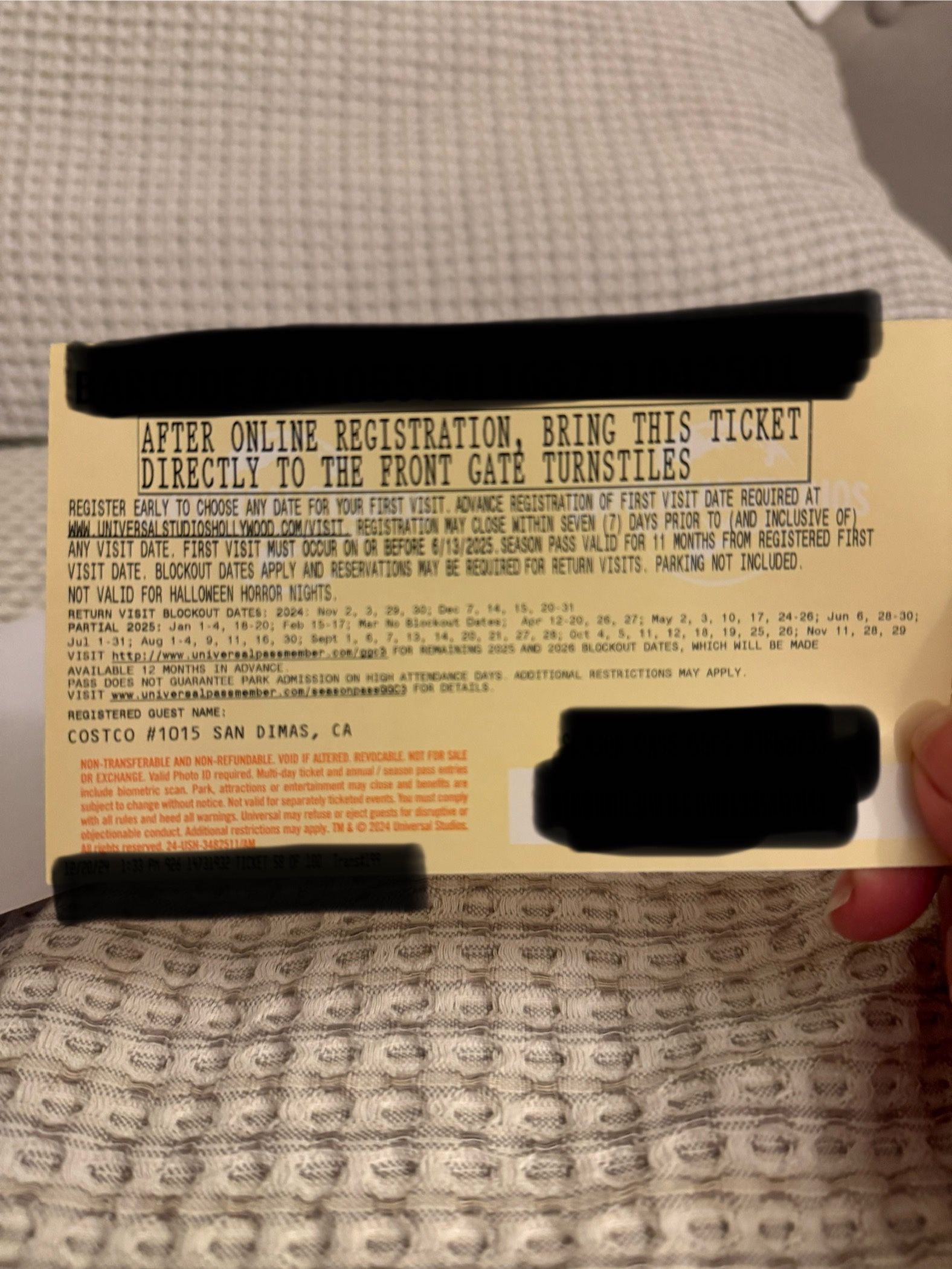 Universal Studios Season Pass. First Visit Must Occurs Before 6/19/25 And Pass Is Good For 11 Months After First Visit Reservation