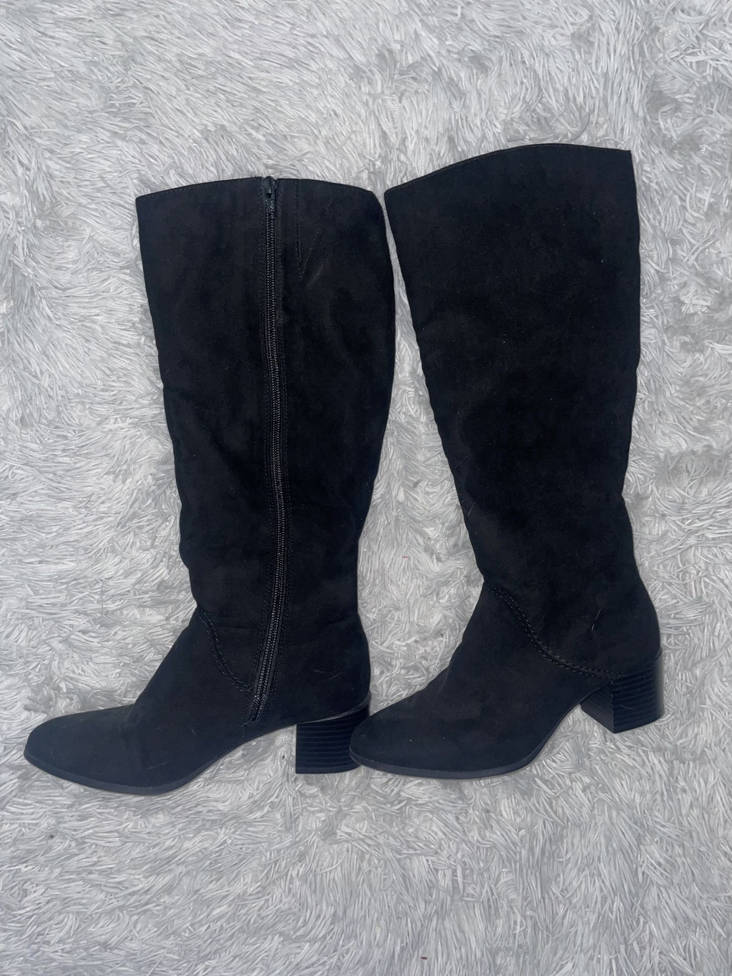 Black Boots