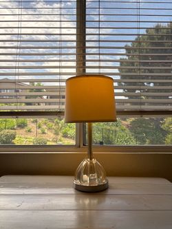 Modern Table Lamp – Glass Base + Neutral Shade