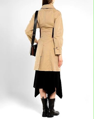 BURBERRY

Full-length jackets

Size 38