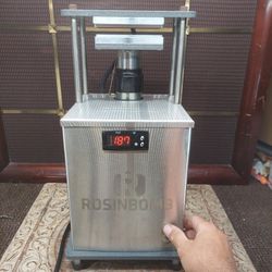 Rosinbomb Rosin Press for Cannabis Essential Oils