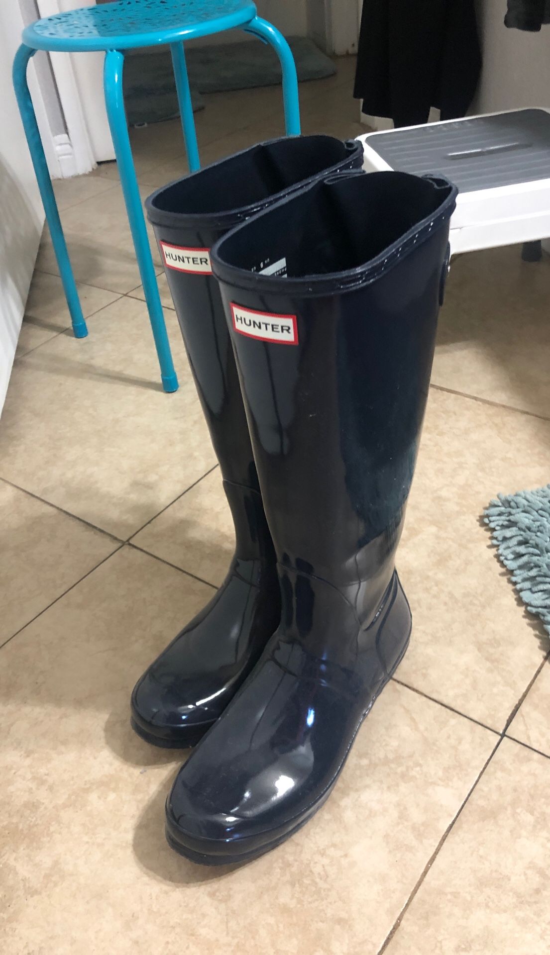 Women’s size 11 Hunter rain and snow boots