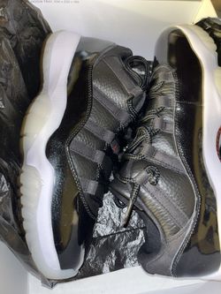 Jordan Retro 11s lows size 9.5