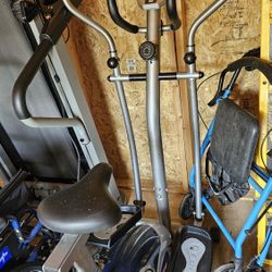 Elliptical exercise equipment