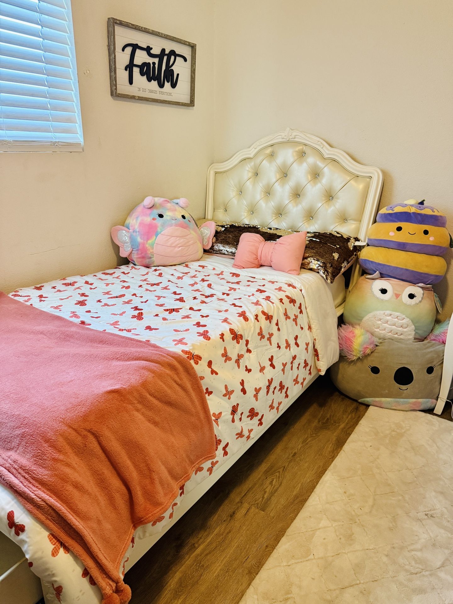 ✨🎀Beautiful Girls Bedroom Set $800🎀✨