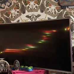 Curved Smart TV