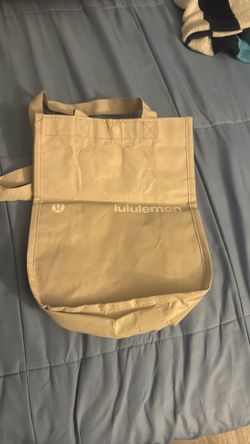 Lululemon Skuba tote bag