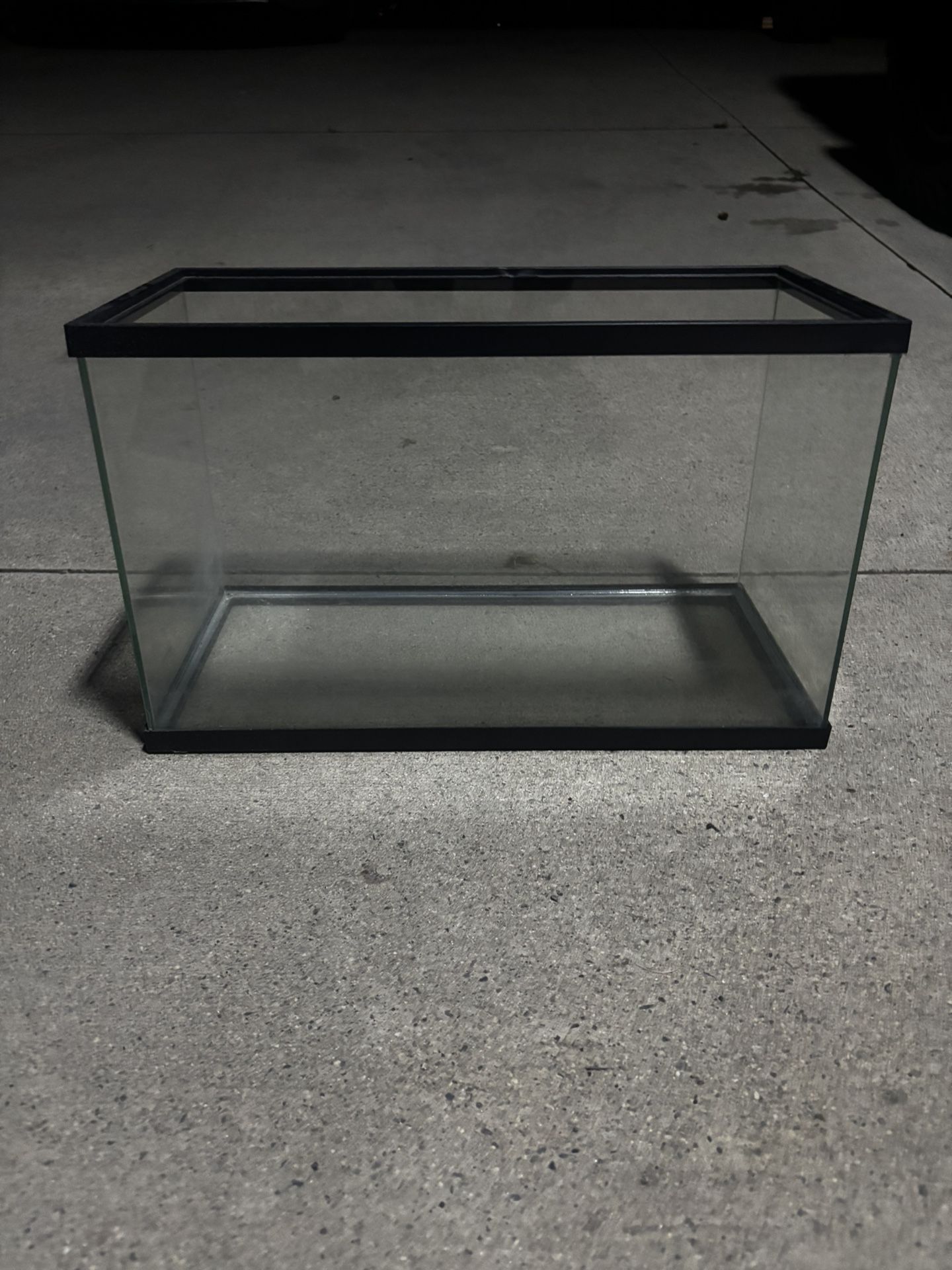 10 Gallon Fish Tank