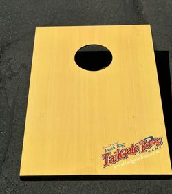 Cornhole board