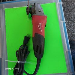 Milwaukee  Grinder 