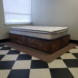 Twin size set - can DELIVER almost anywhere for $20 extra - please see all photos and read everything 🙂