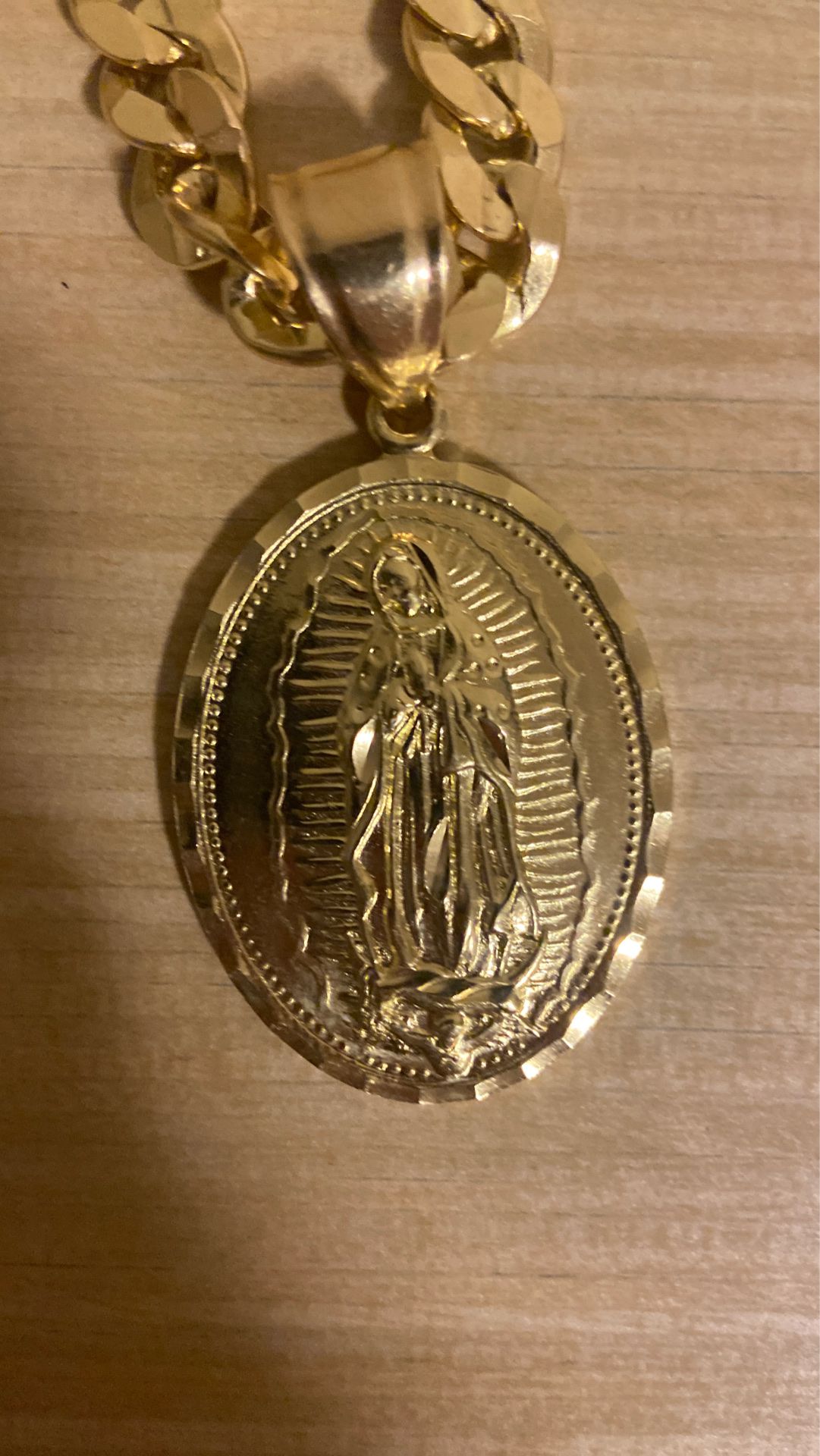14k gold original oro Virgin Mary