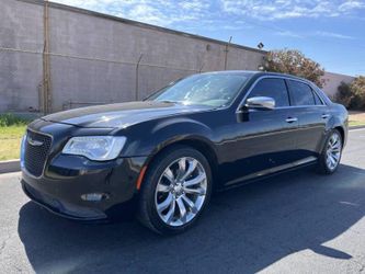 2018 Chrysler 300