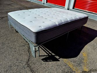 Sealy Queen Size Eurotop Mattress & Platform Frame