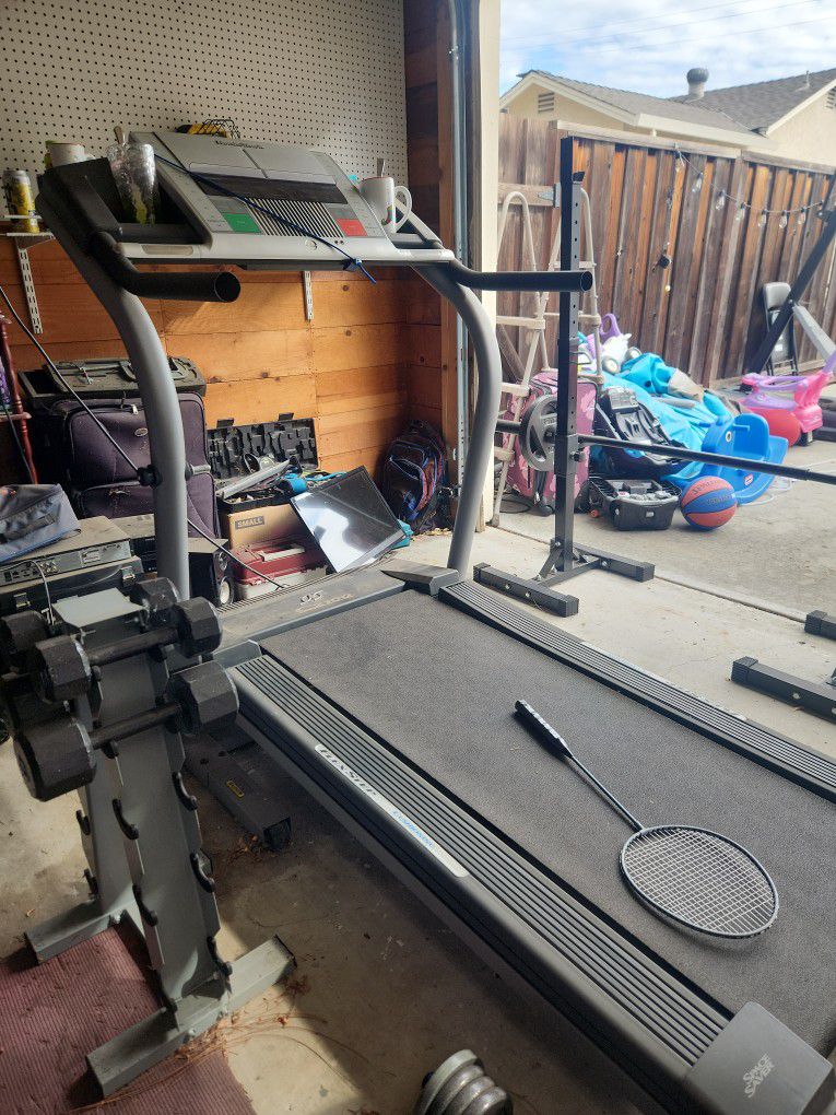 Nordictrack C2100 Treadmill 