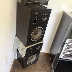 Teac  a-70 stereo dc integrated