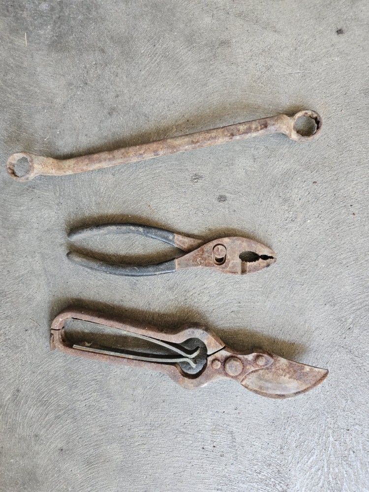 #Rustic #Vintage #Tools #Repurposing #Decor