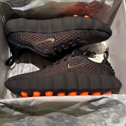 NIKE MIND 002 BLACK CHROME Size: 8W/6.5M