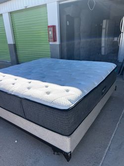 King size mattress box spring and frame