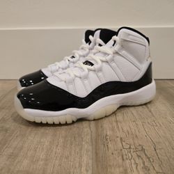 JORDAN RETRO 11 GRATITUDE GS...BRAND NEW