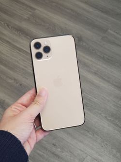 📱 iPhone 11 Pro Max – Premium Power, Budget Price