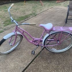 Woman’s Schwinn Bike