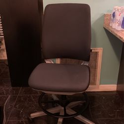 Amia Stool By Steelcase