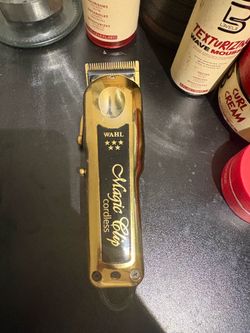 Walh magic clip