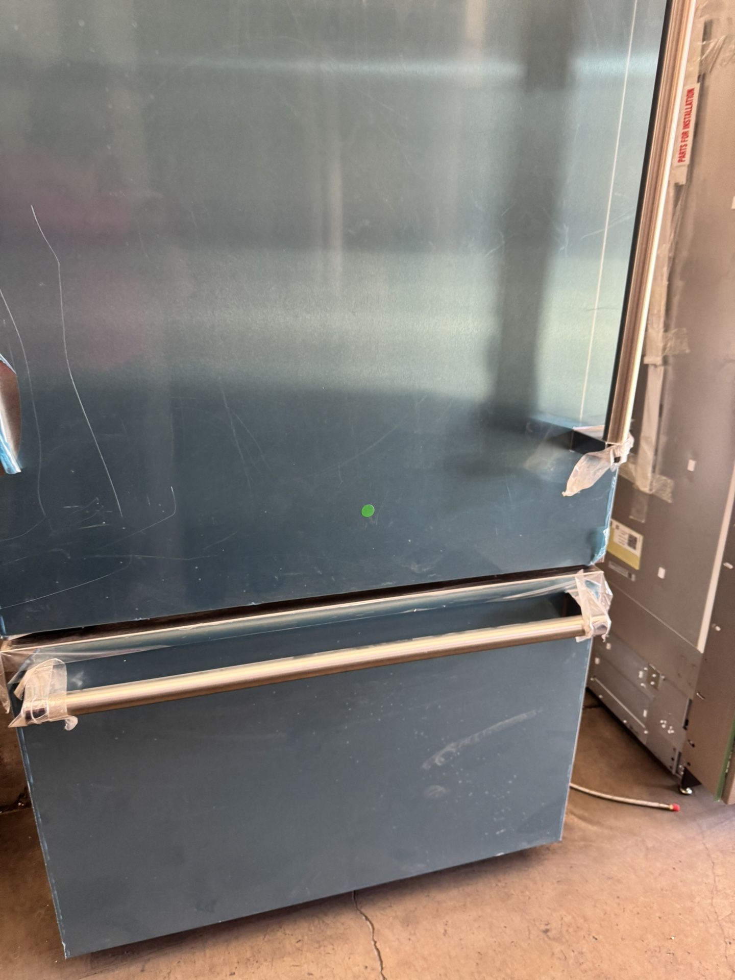 VIKING. BUILT—IN—BOTTOM. FREEZER REFRIGERATOR. 36”