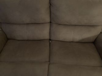 Micro Fiber Recliner Couch And Love Seat In Great Condition 
