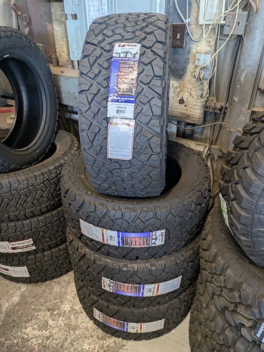 33x12.50/R20 Venom Power X/T