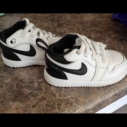 Baby Nike Jordans AF Easy Slip On - Size 4.5; great condition