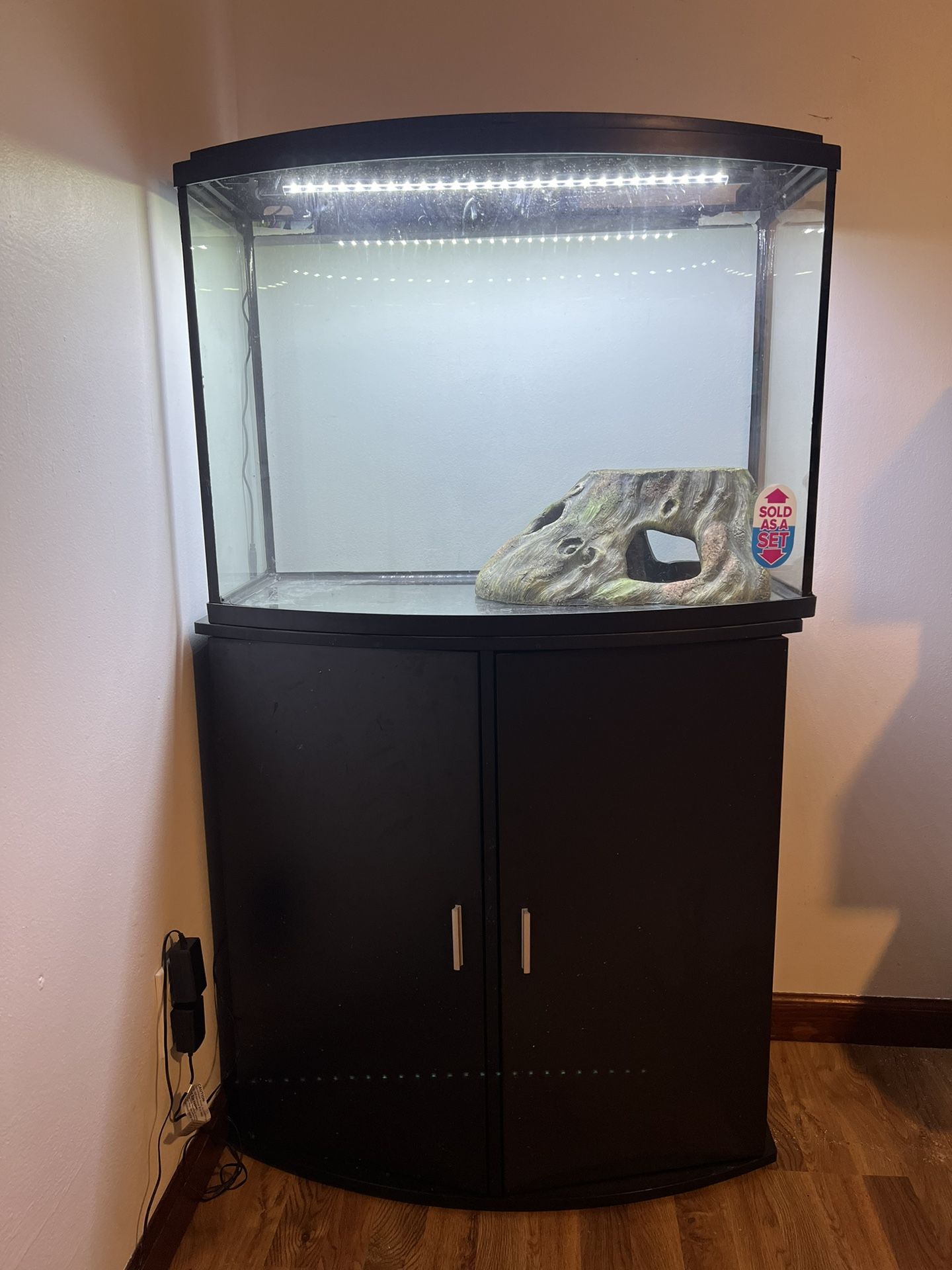 36 Gallon Aquarium & Stand