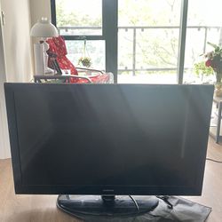 Samsung TV 52” / Great Condition